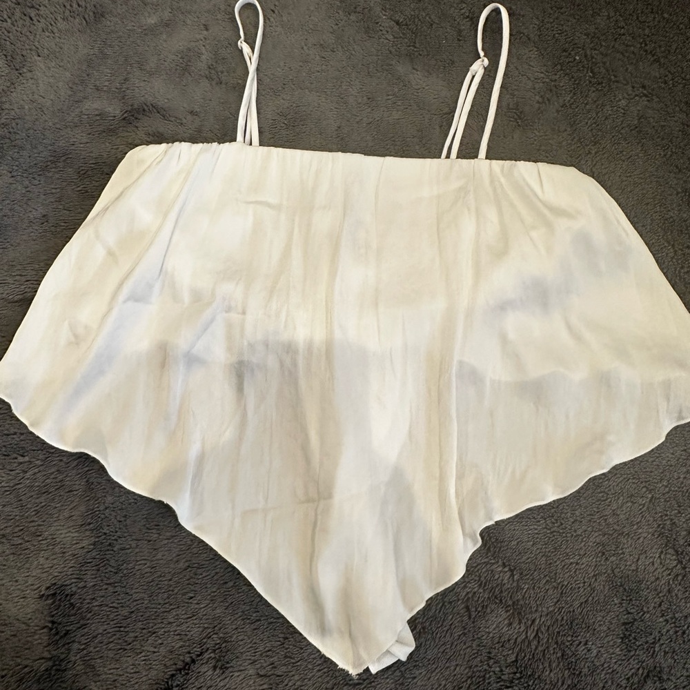 Elegant White Strapless Top